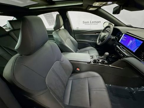 Used 2025 Toyota Camry XSE image 29