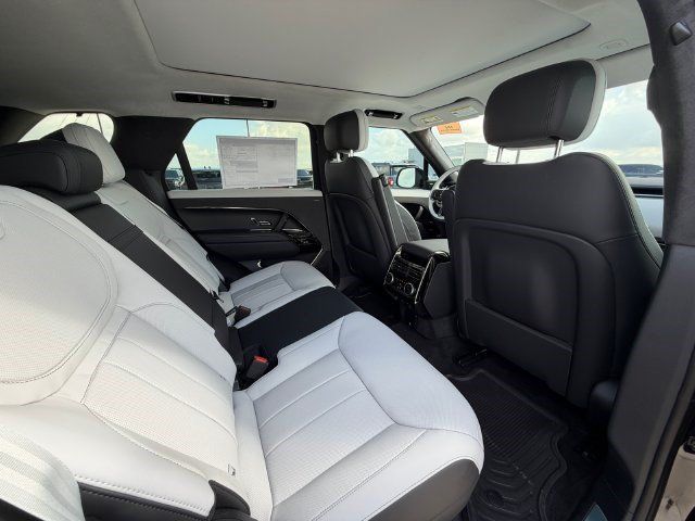 New 2027 Land Rover Range Rover Sport Battersea AWD/4WD image 17