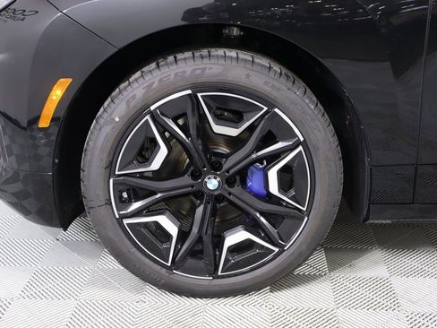 New 2025 BMW iX xDrive50 w/ Premium Package image 19
