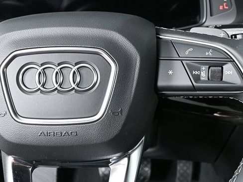 New 2025 Audi Q7 3.0T Premium Plus image 11