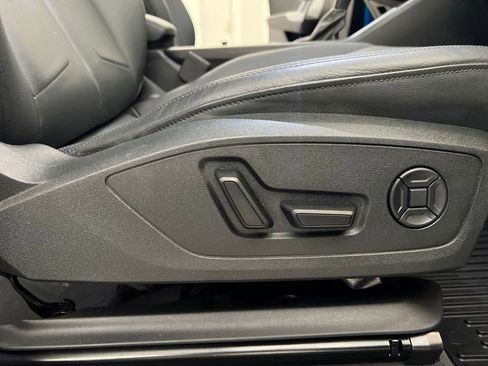 Used 2023 Audi Q3 2.0T Premium image 26