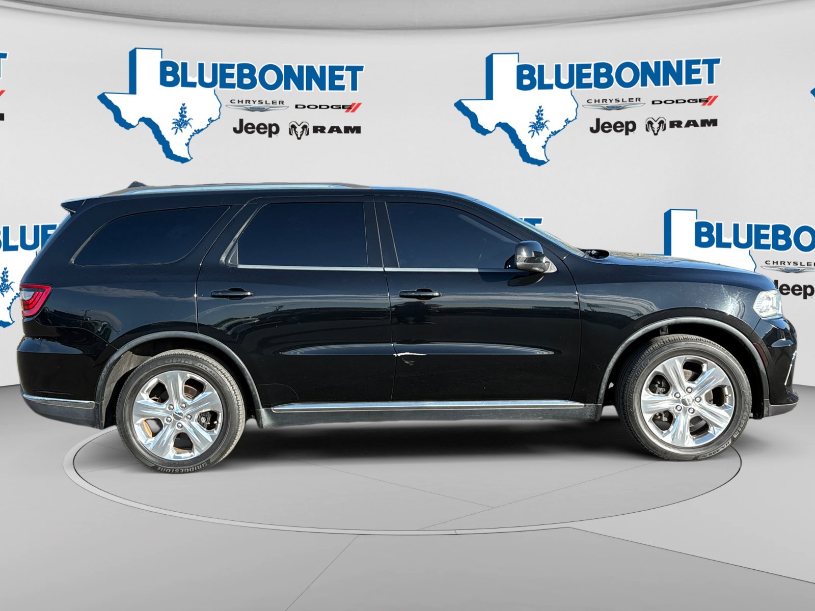 Certified 2022 Dodge Durango SXT RWD image 4