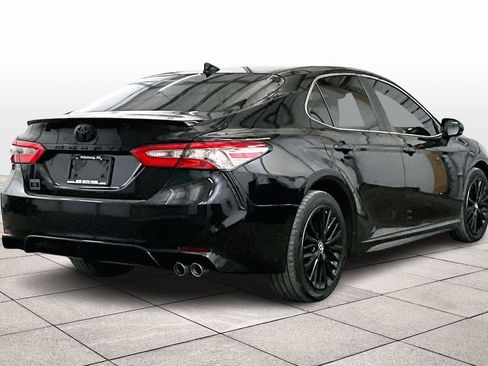 Used 2019 Toyota Camry SE image 12