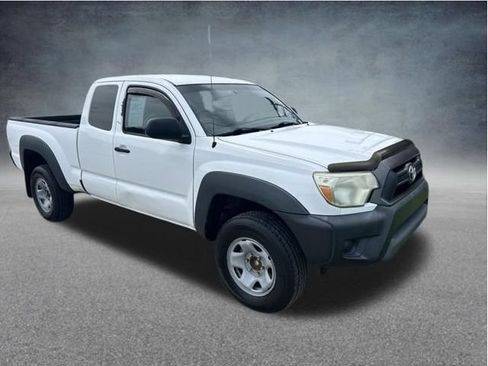Used 2013 Toyota Tacoma PreRunner w/ Convenience Pkg RWD image 6