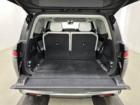 Used 2023 Rivian R1S Launch Edition image 15