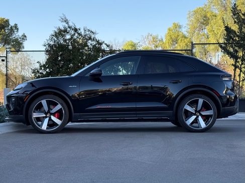 New 2025 Porsche Macan 4S Electric AWD/4WD image 2