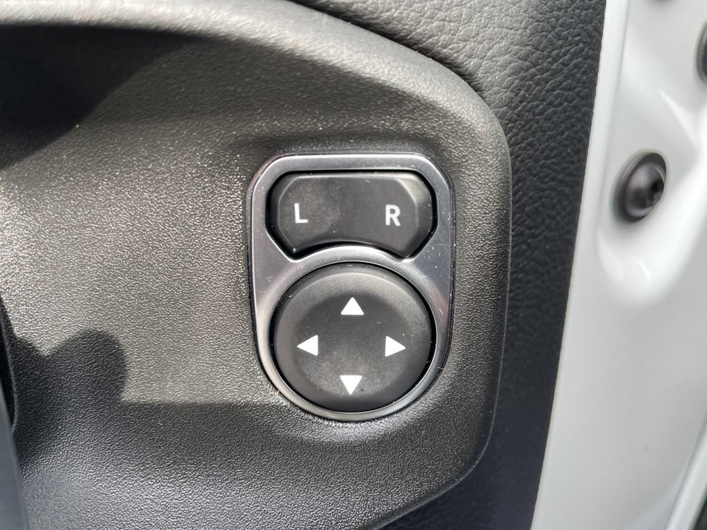 Used 2022 Jeep Wrangler Unlimited Sahara AWD/4WD image 12