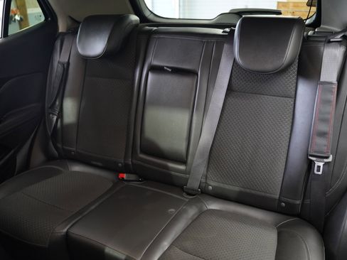 Used 2018 Buick Encore Preferred image 31