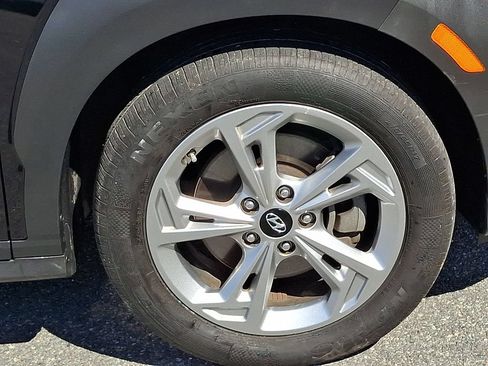Used 2023 Hyundai Kona SEL AWD/4WD image 8