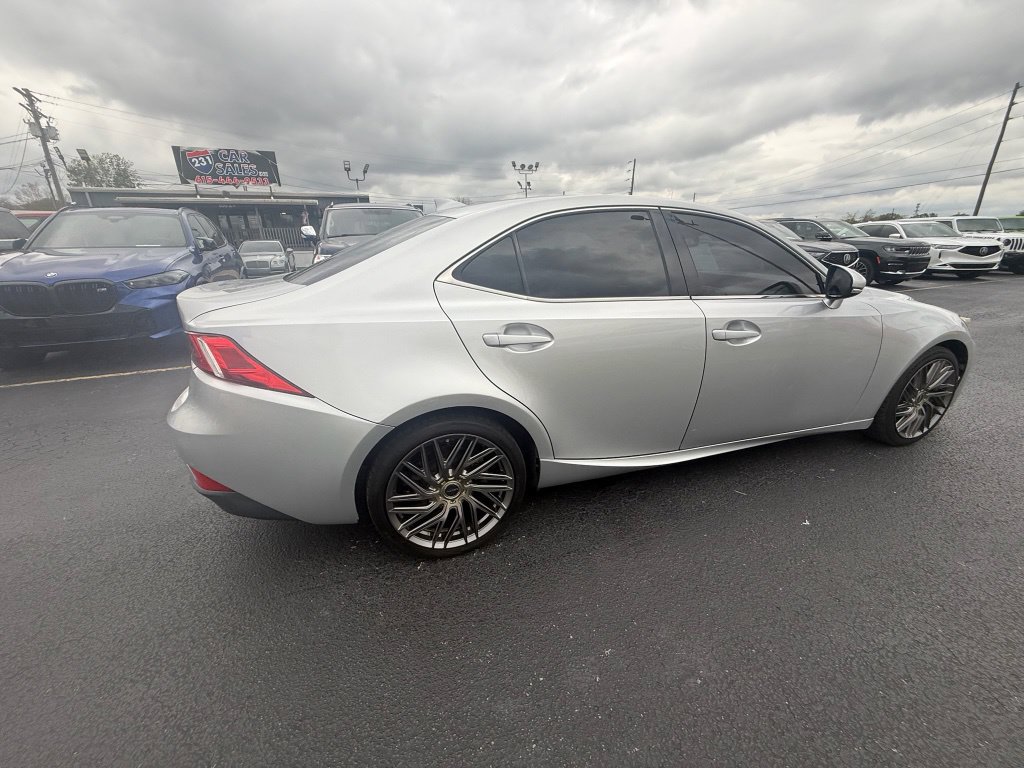 Used 2015 Lexus IS 250 RWD image 3