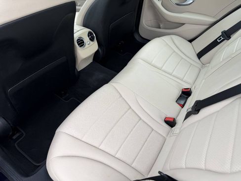 Used 2016 Mercedes-Benz C 300 4MATIC Sedan image 21