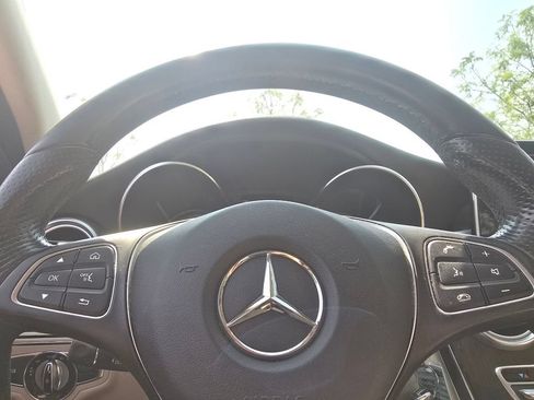 Used 2015 Mercedes-Benz C 300 4MATIC Sedan image 25