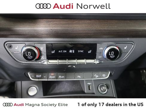 Used 2023 Audi Q5 2.0T Premium w/ Convenience Package AWD/4WD image 5