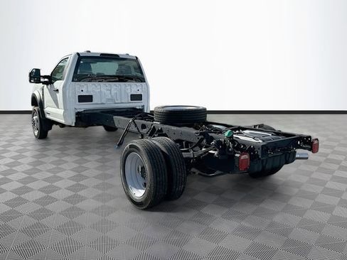 New 2025 Ford F550 4x4 Regular Cab Super Duty image 4