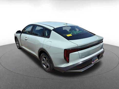 Used 2025 Kia K4 FWD image 5
