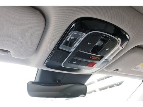 Certified 2025 Hyundai Sonata Limited FWD image 23