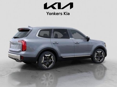 Used 2025 Kia Telluride S AWD/4WD image 6