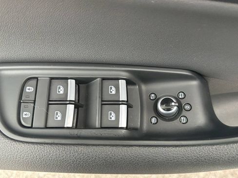 Used 2022 Audi Q7 2.0T Premium w/ Convenience Package AWD/4WD image 29