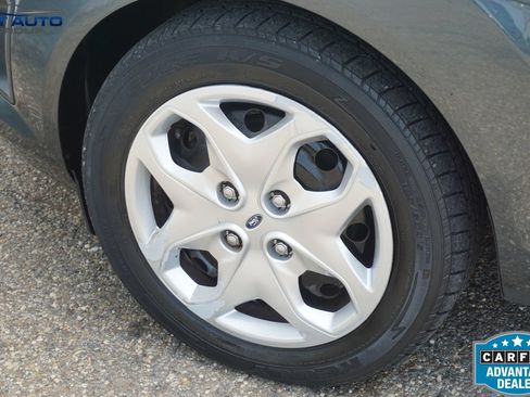 Used 2011 Ford Fiesta SE FWD image 14
