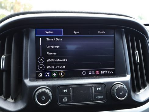 Used 2021 Chevrolet Colorado LT w/ LT Convenience Package RWD image 16