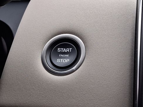 Certified 2024 Land Rover Discovery Sport S image 26