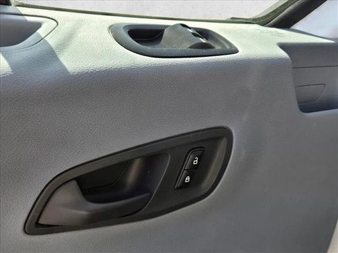 Used 2015 Ford Transit 350 image 9
