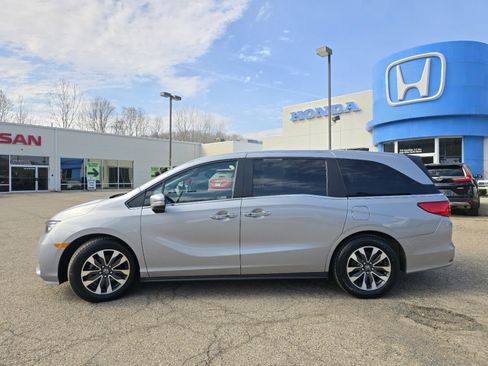 Used 2024 Honda Odyssey EX-L image 11