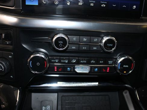 Used 2023 Ford F150 Lariat w/ Equipment Group 502A High image 32