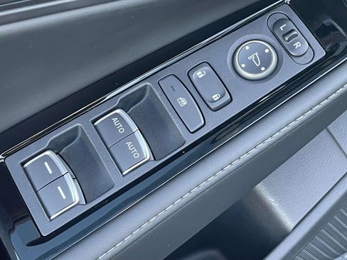 Used 2024 Honda Accord Touring image 16