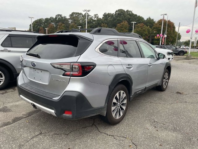 Used 2025 Subaru Outback Limited w/ Popular Package #2 AWD/4WD image 7