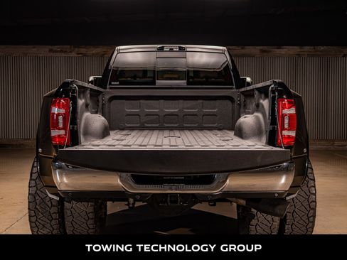 Used 2022 RAM 3500 Limited image 8