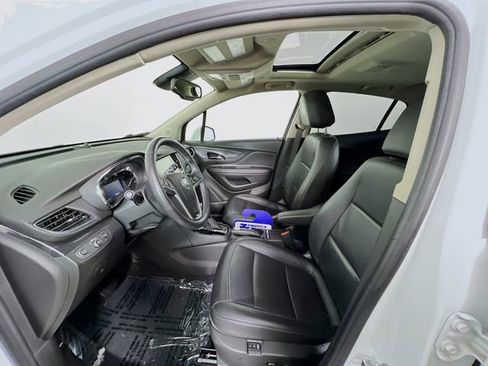 Used 2019 Buick Encore Essence image 19