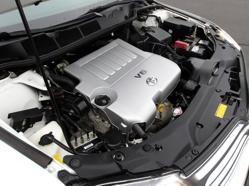 Used 2009 Toyota Venza AWD image 24