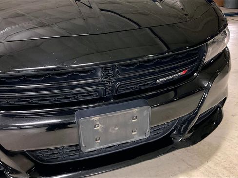 Used 2021 Dodge Charger SXT w/ Blacktop Package image 31