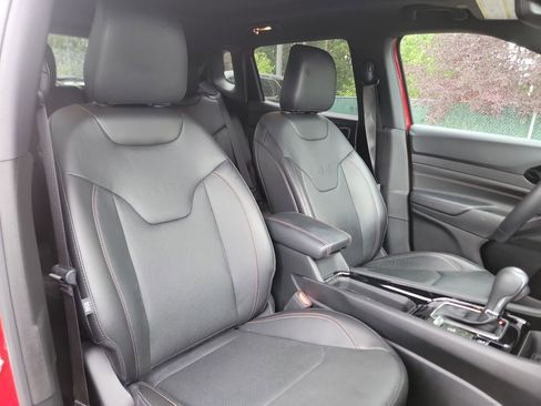 Used 2022 Jeep Compass Limited w/ (RED) Package image 19