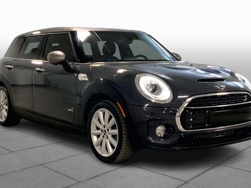 Used 2017 MINI Cooper Clubman S image 3