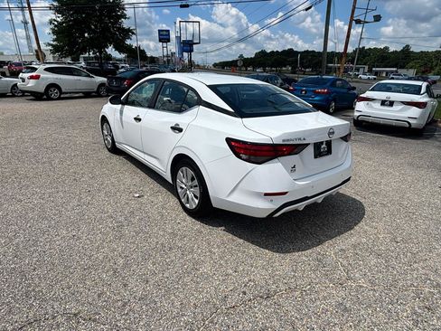 Used 2024 Nissan Sentra S FWD image 25