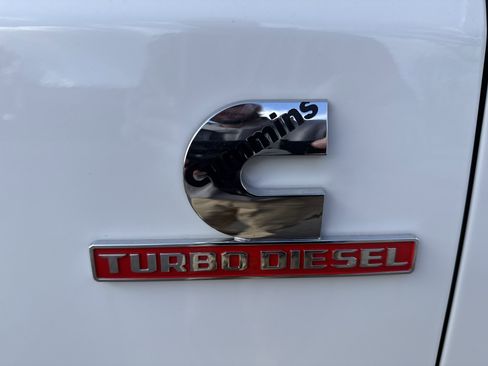 New 2025 RAM 3500 Laramie w/ Towing Technology Group image 12