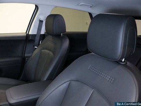 Used 2025 Hyundai Ioniq 5 SEL image 14