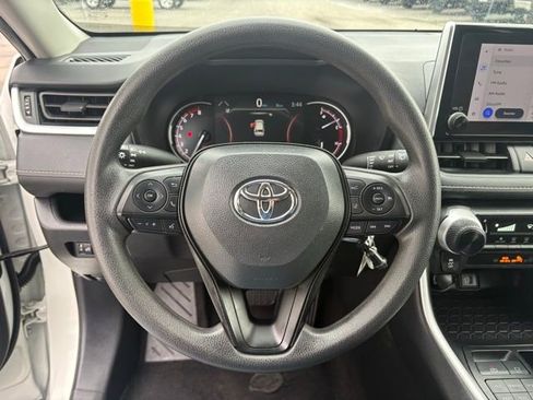 Used 2024 Toyota RAV4 LE image 13