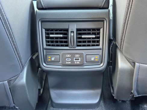Used 2026 Subaru Outback Touring XT AWD/4WD image 36