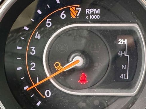 Used 2021 Jeep Gladiator Sport AWD/4WD image 29