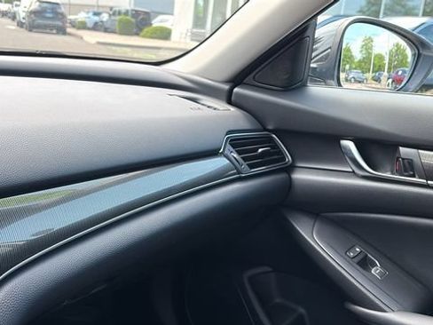 Used 2021 Honda Accord Sport Special Edition image 21