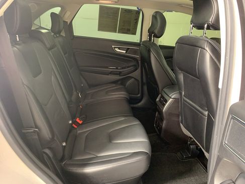 Used 2017 Ford Edge Titanium w/ Equipment Group 301A image 40