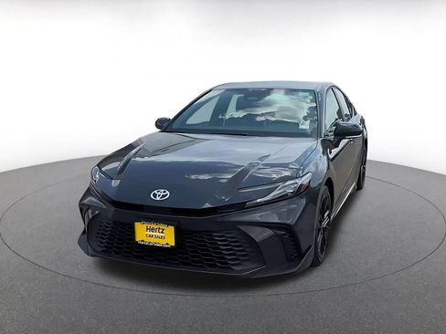 Used 2026 Toyota Camry SE FWD image 6