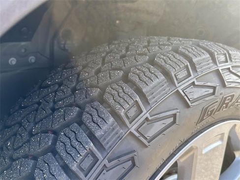 Certified 2025 Honda Ridgeline TrailSport image 5