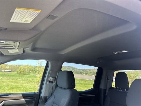 New 2025 Chevrolet Silverado 1500 LT w/ Z71 Off-Road Package image 19