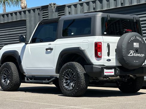 Used 2023 Ford Bronco 2-Door AWD/4WD image 3