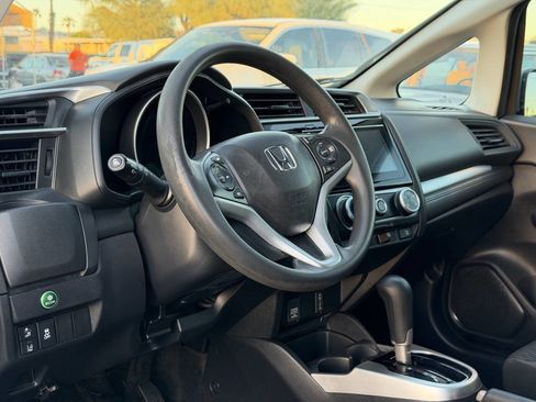 Used 2019 Honda Fit EX image 22