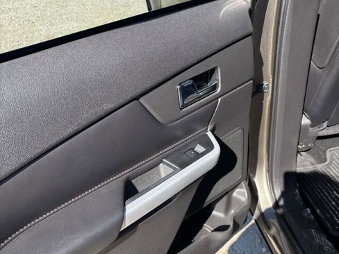 Used 2013 Ford Edge SEL image 15